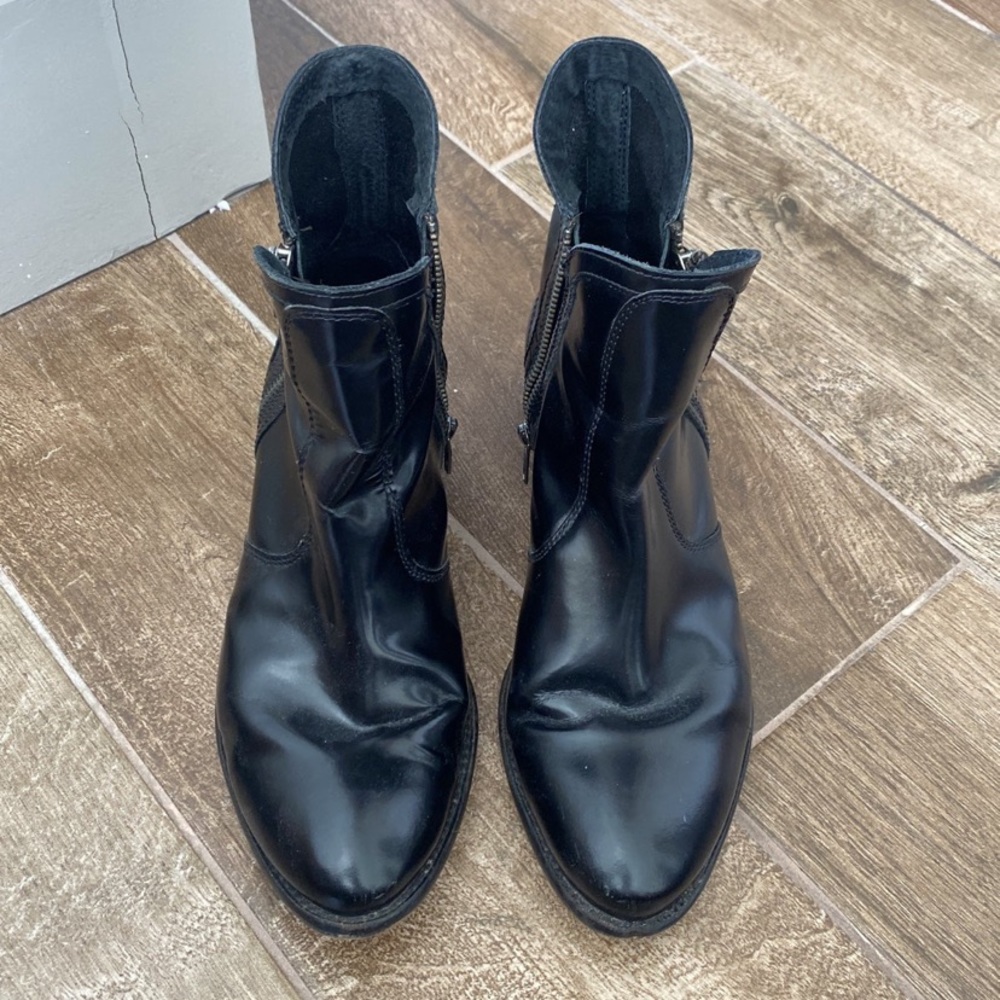 Sychelles Genuine Black Leather Boots